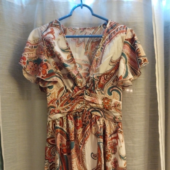 Cupshe Dresses & Skirts - Elegant Paisley Print Dress